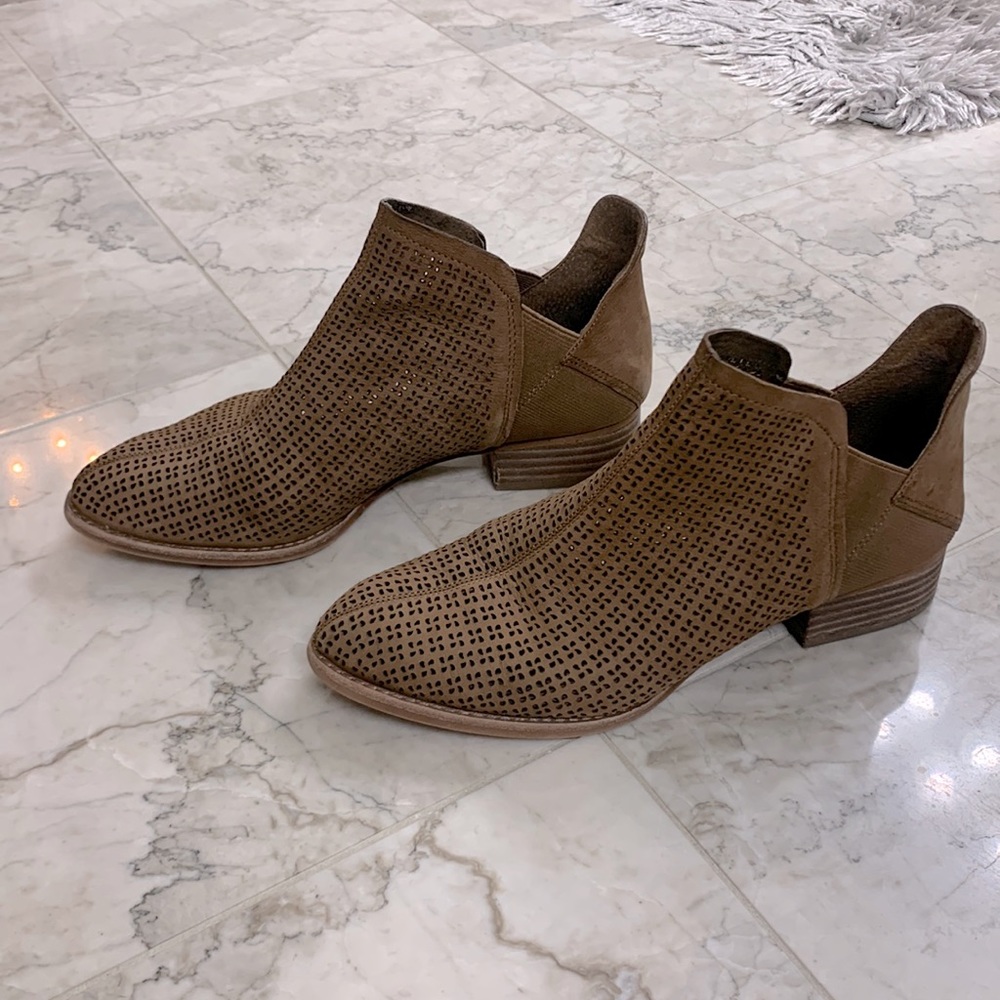 Vince Camuto booties